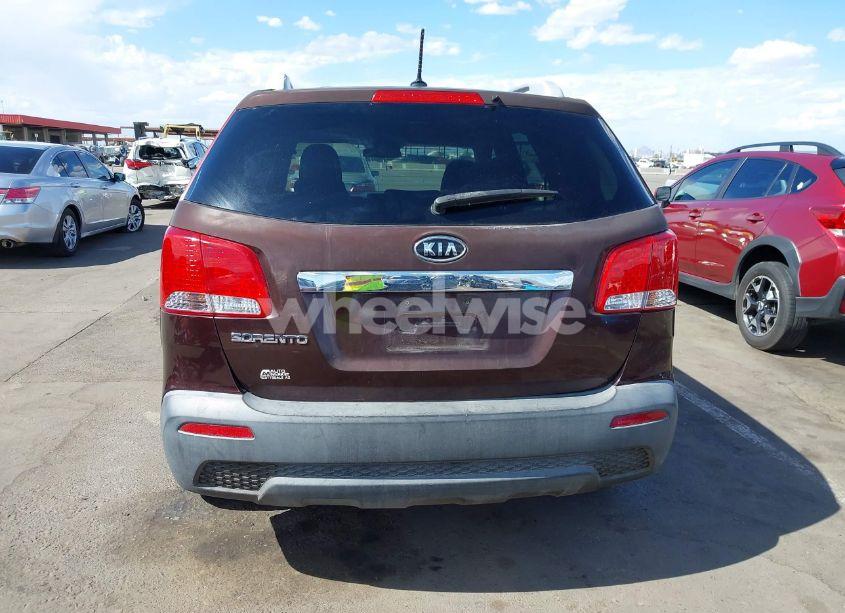 Photo 16 of 2012 Kia Sorento LX V6 (VIN 5XYKT4A22CG279442)