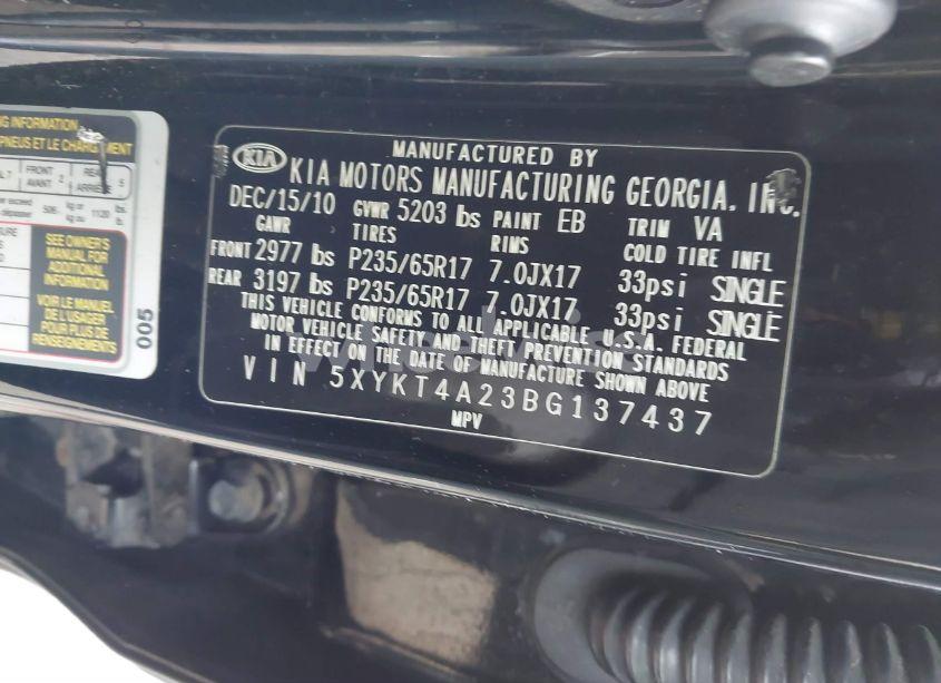 Photo 9 of 2011 Kia Sorento LX V6 (VIN 5XYKT4A23BG137437)