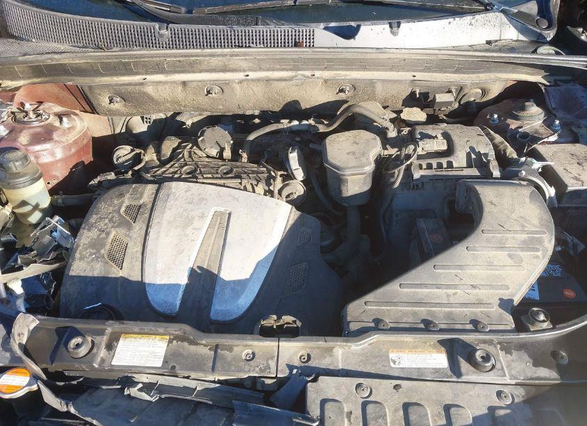 Photo 10 of 2011 Kia Sorento LX V6 (VIN 5XYKT4A23BG167117)