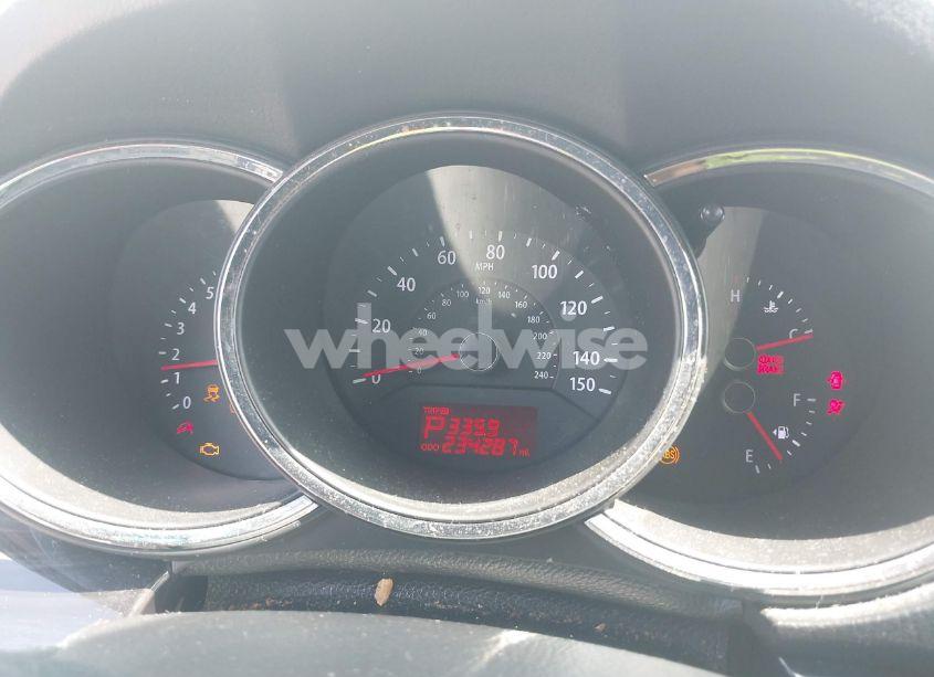 Photo 7 of 2013 Kia Sorento LX V6 (VIN 5XYKT4A23DG310439)