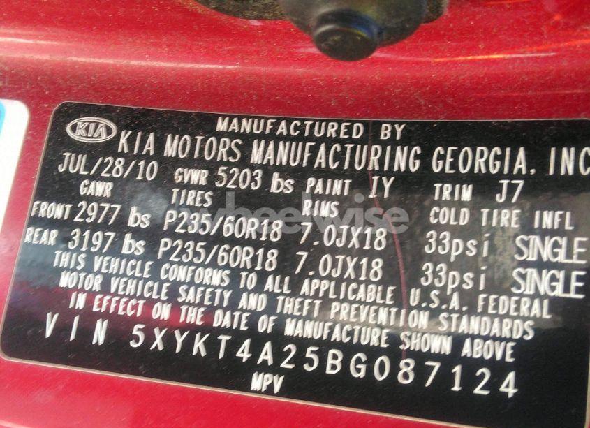 Photo 9 of 2011 Kia Sorento LX V6 (VIN 5XYKT4A25BG087124)