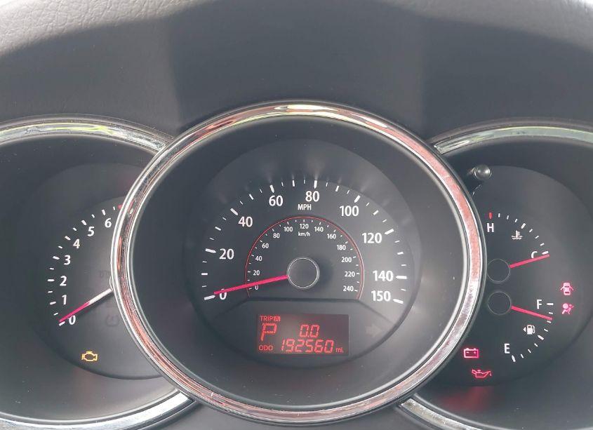 Photo 7 of 2011 Kia Sorento LX V6 (VIN 5XYKT4A25BG137665)