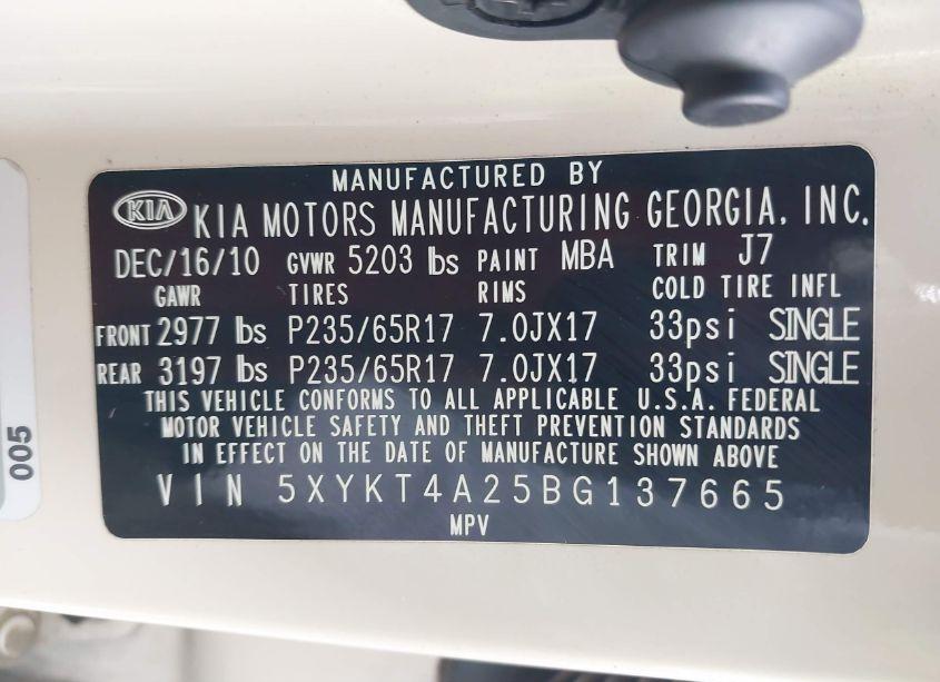 Photo 9 of 2011 Kia Sorento LX V6 (VIN 5XYKT4A25BG137665)