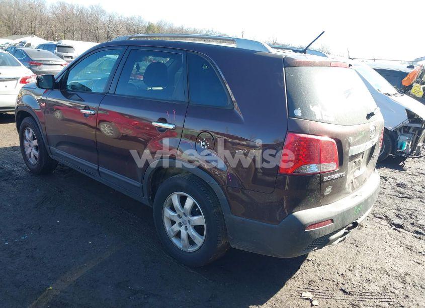 Photo 3 of 2012 Kia Sorento LX V6 (VIN 5XYKT4A25CG287342)