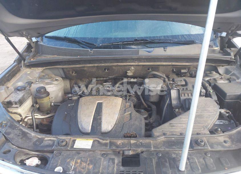 Photo 10 of 2013 Kia Sorento LX V6 (VIN 5XYKT4A25DG322978)