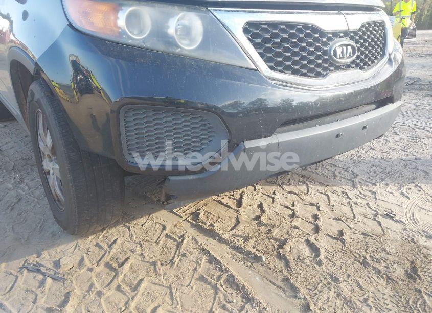 Photo 12 of 2013 Kia Sorento LX V6 (VIN 5XYKT4A25DG322978)