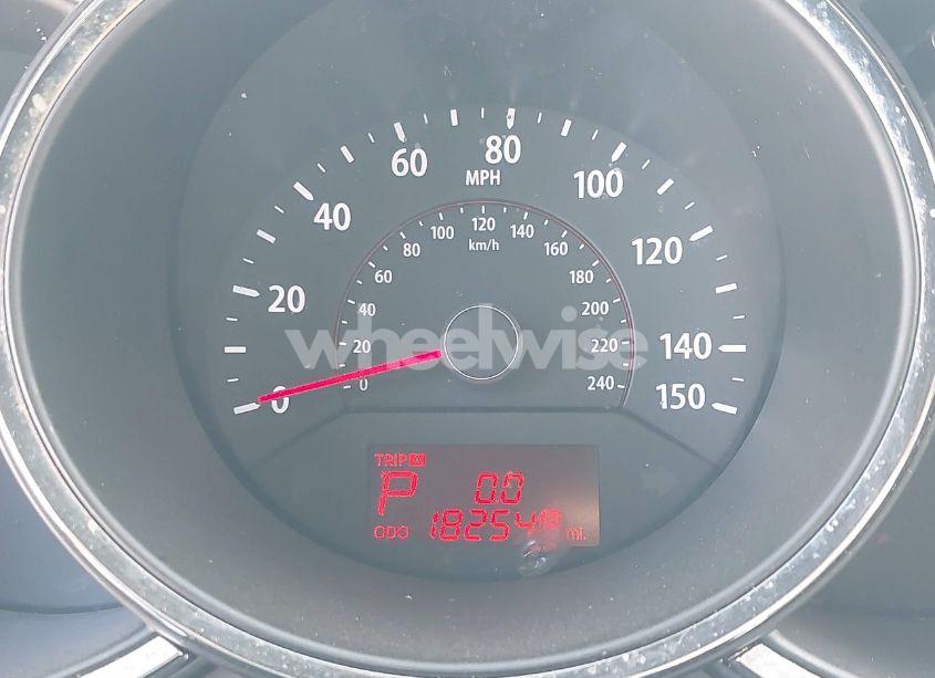 Photo 7 of 2013 Kia Sorento LX V6 (VIN 5XYKT4A25DG376457)