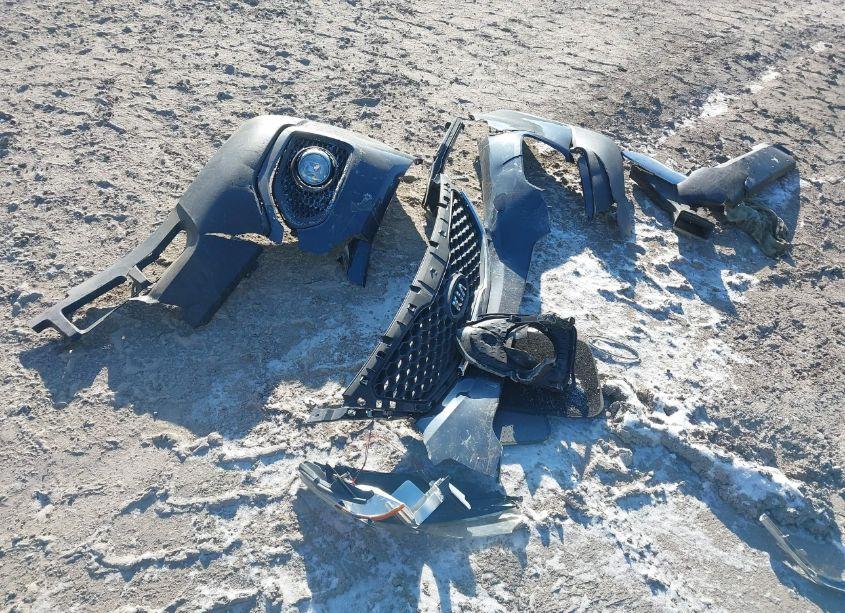 Photo 12 of 2011 Kia Sorento LX V6 (VIN 5XYKT4A26BG065164)