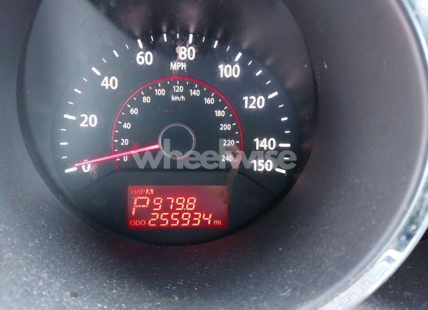 Photo 15 of 2011 Kia Sorento LX V6 (VIN 5XYKT4A26BG160419)