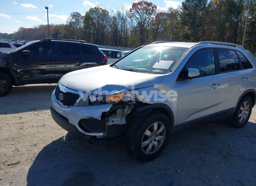 Photo 6 of 2011 Kia Sorento LX V6 (VIN 5XYKT4A26BG160419)