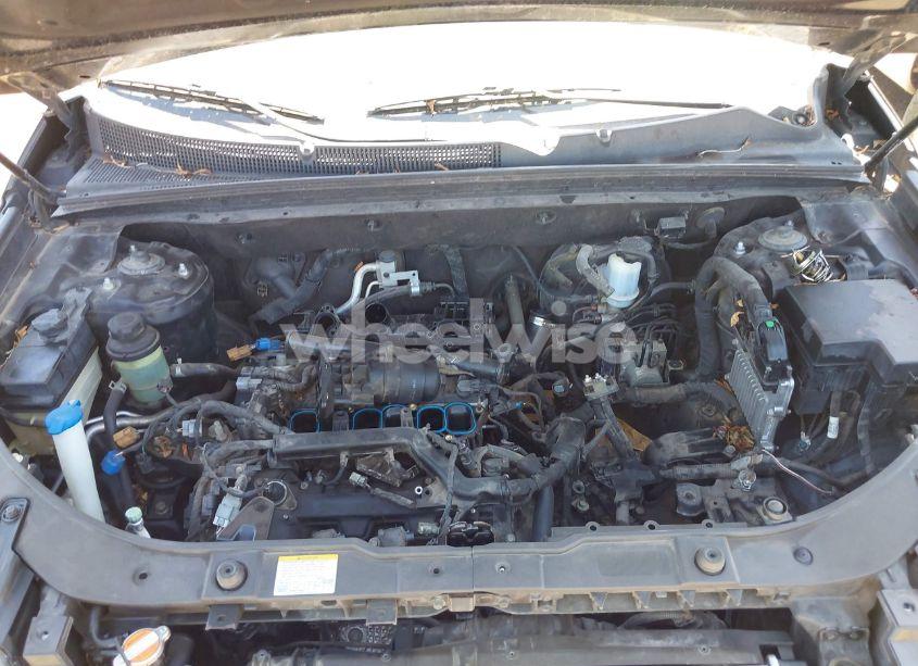 Photo 10 of 2012 Kia Sorento LX V6 (VIN 5XYKT4A27CG188392)