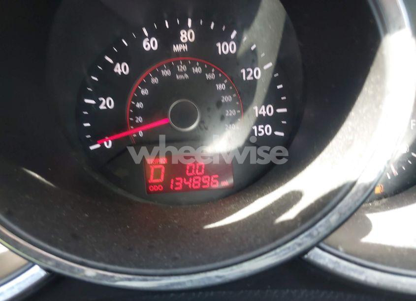 Photo 7 of 2012 Kia Sorento LX V6 (VIN 5XYKT4A27CG188392)