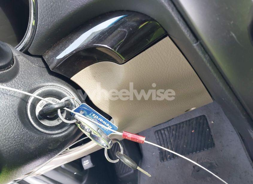 Photo 11 of 2011 Kia Sorento LX V6 (VIN 5XYKT4A28BG064887)