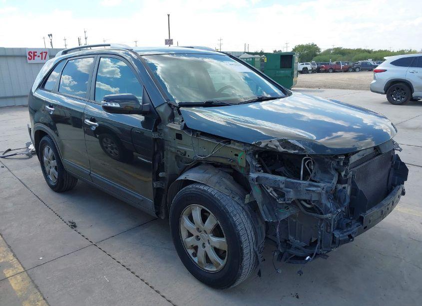 2012 Kia Sorento LX V6 (VIN 5XYKT4A28CG195240) main photo