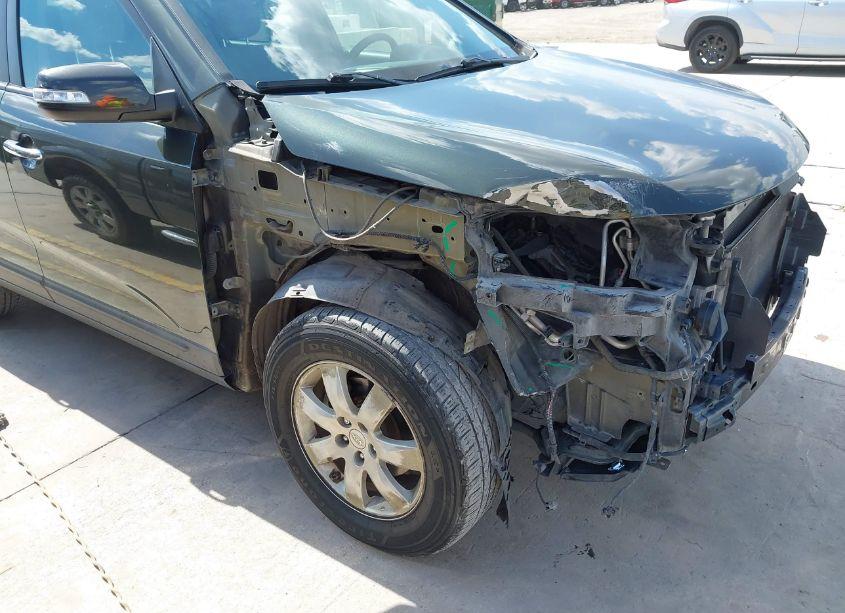 Photo 6 of 2012 Kia Sorento LX V6 (VIN 5XYKT4A28CG195240)