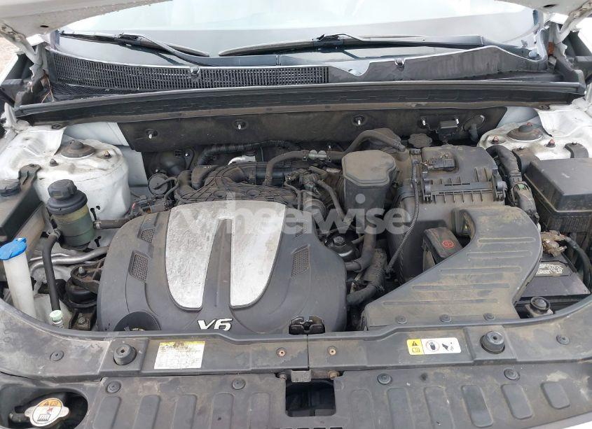 Photo 10 of 2013 Kia Sorento LX V6 (VIN 5XYKT4A28DG348992)