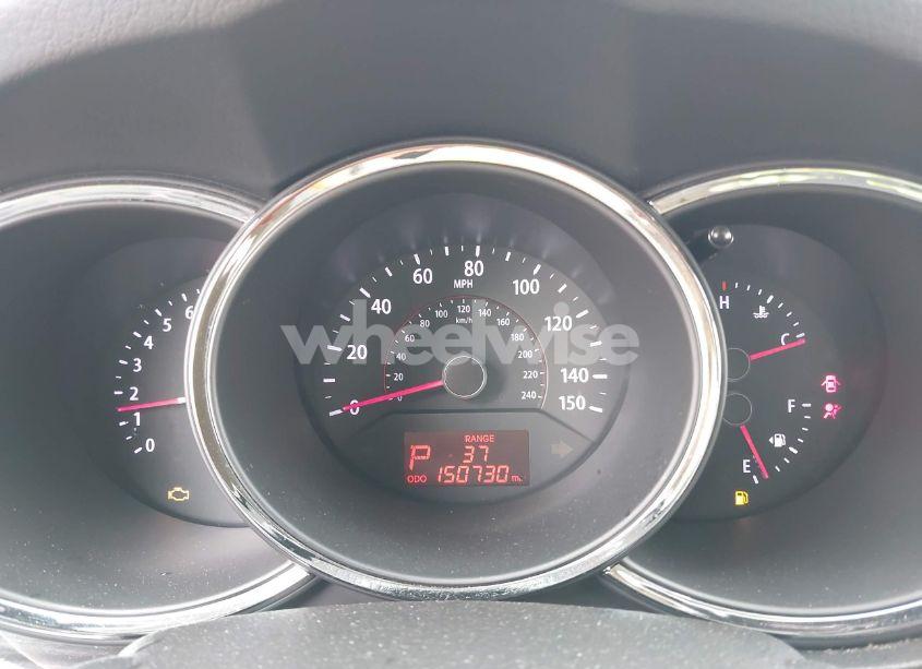 Photo 7 of 2013 Kia Sorento LX V6 (VIN 5XYKT4A28DG348992)