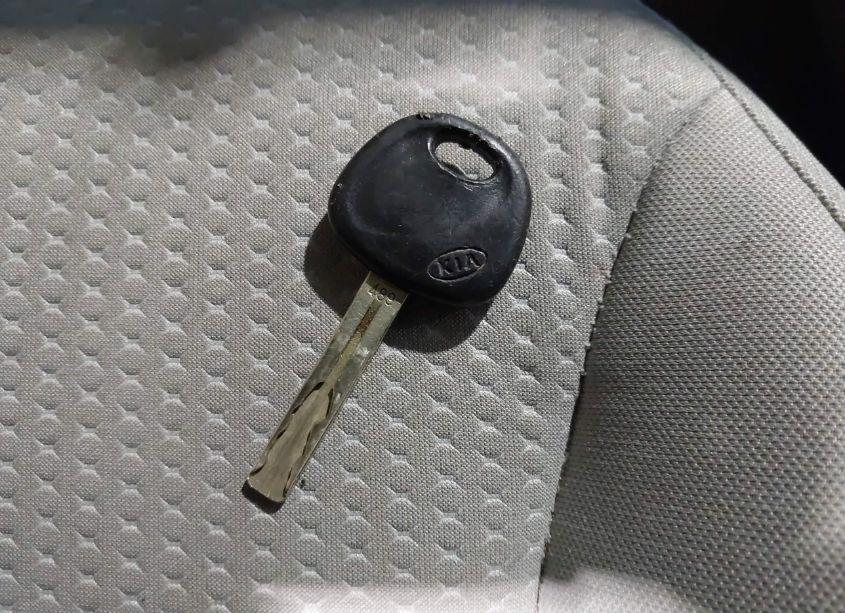 Photo 11 of 2011 Kia Sorento (VIN 5XYKT4A2XBG045385)