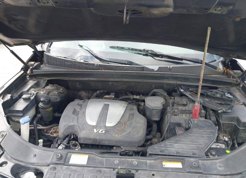 Photo 10 of 2011 Kia Sorento LX V6 (VIN 5XYKT4A2XBG115208)