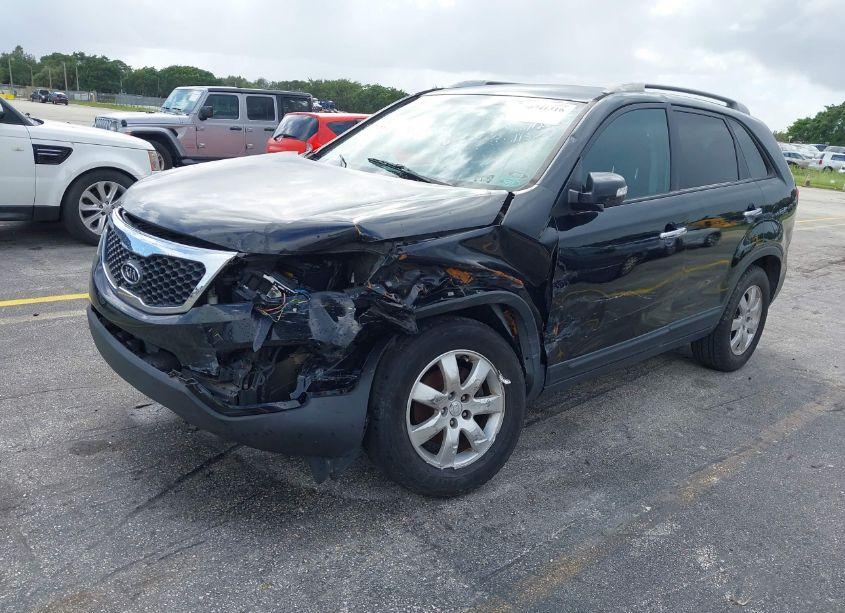 Photo 6 of 2011 Kia Sorento LX V6 (VIN 5XYKT4A2XBG115208)