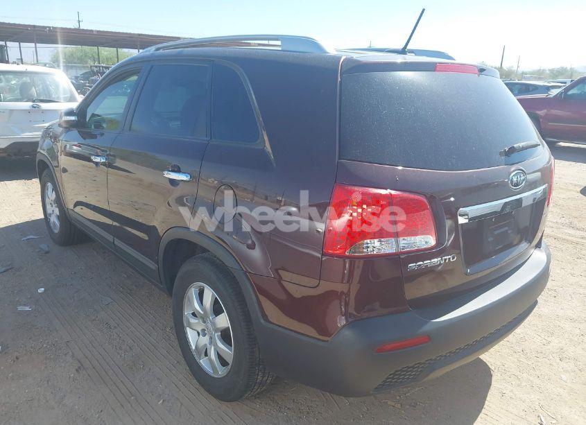 Photo 3 of 2011 Kia Sorento LX V6 (VIN 5XYKT4A2XBG125303)