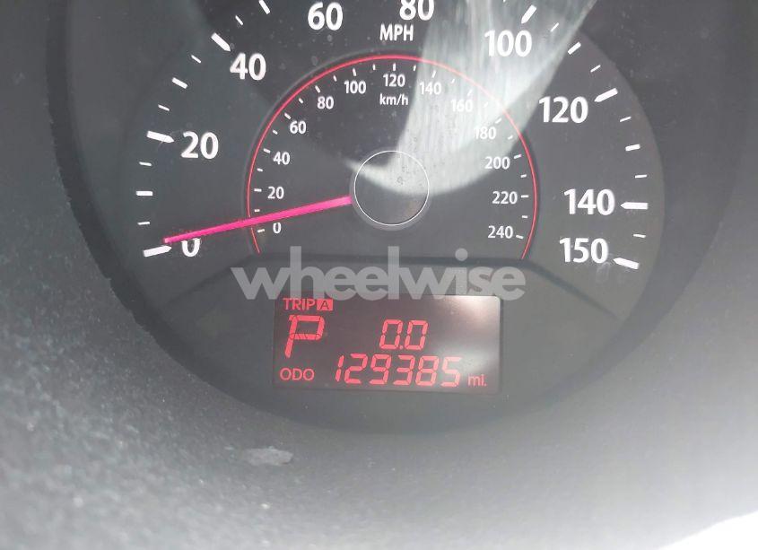 Photo 7 of 2011 Kia Sorento LX V6 (VIN 5XYKT4A2XBG125303)