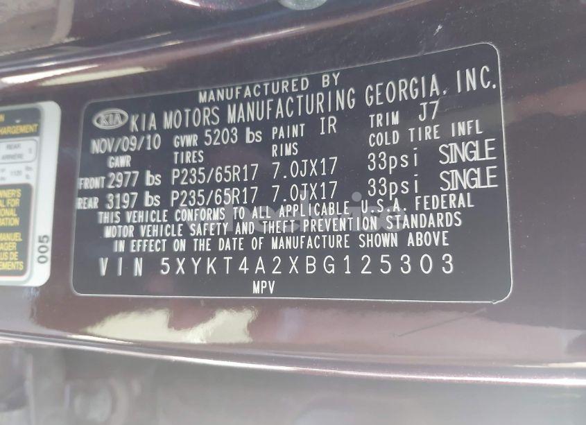 Photo 9 of 2011 Kia Sorento LX V6 (VIN 5XYKT4A2XBG125303)