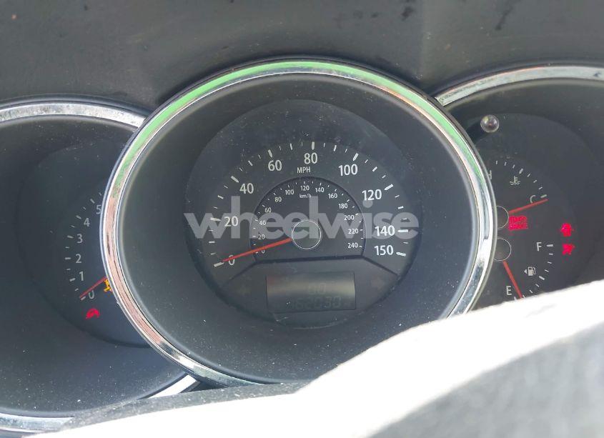 Photo 7 of 2011 Kia Sorento LX V6 (VIN 5XYKT4A2XBG142148)