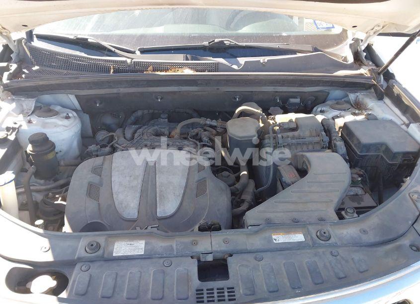 Photo 10 of 2013 Kia Sorento LX V6 (VIN 5XYKT4A2XDG337427)