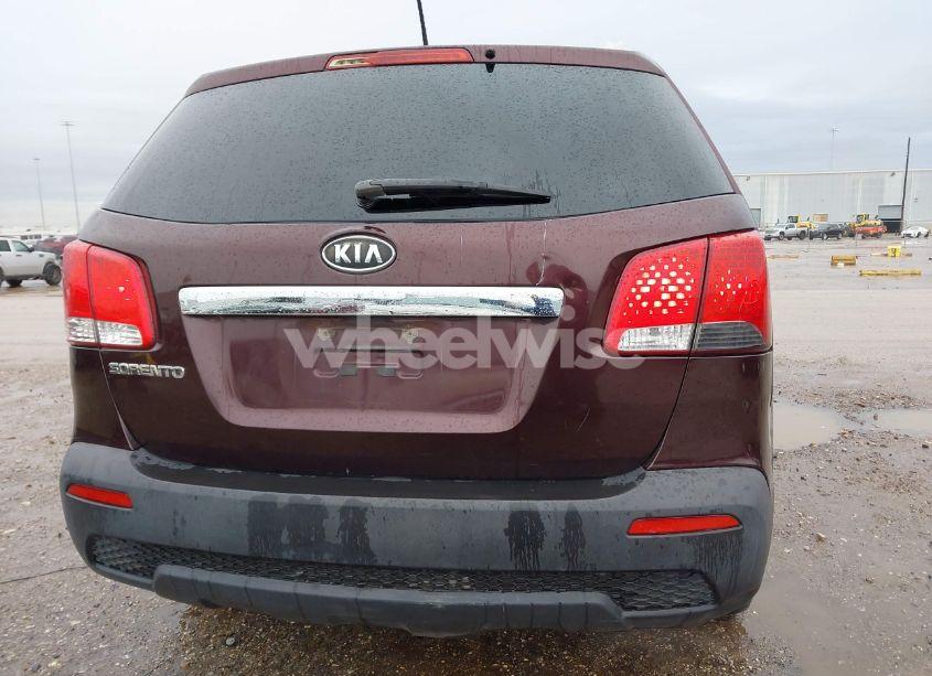 Photo 17 of 2013 Kia Sorento LX V6 (VIN 5XYKT4A2XDG376163)