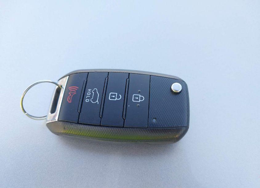 Photo 11 of 2015 Kia Sorento LX (VIN 5XYKT4A60FG624989)