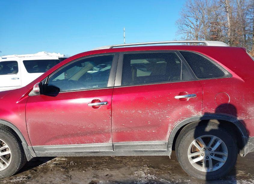 Photo 14 of 2015 Kia Sorento LX (VIN 5XYKT4A60FG626399)