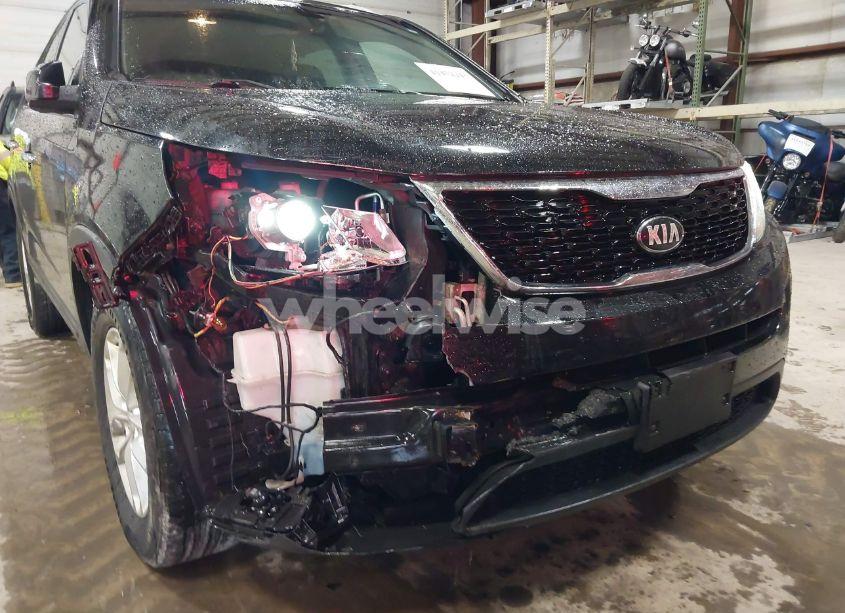 Photo 18 of 2015 Kia Sorento LX (VIN 5XYKT4A60FG653215)