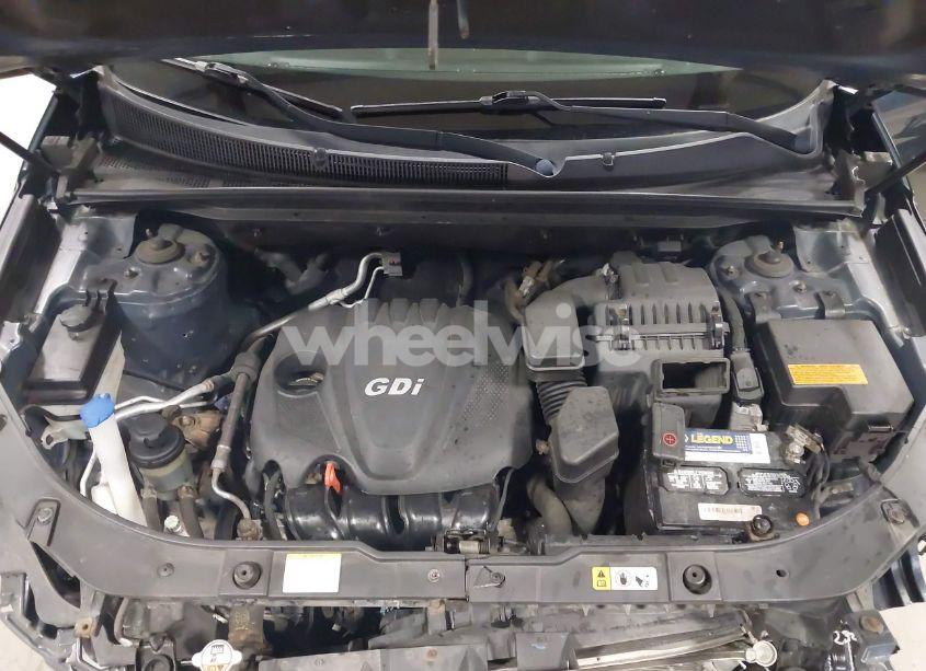 Photo 10 of 2013 Kia Sorento LX (VIN 5XYKT4A61DG371260)