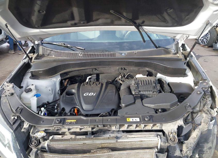 Photo 10 of 2014 Kia Sorento LX (VIN 5XYKT4A61EG481033)