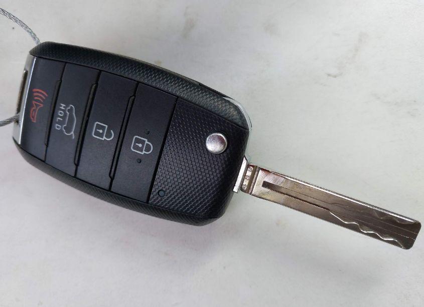 Photo 11 of 2014 Kia Sorento LX (VIN 5XYKT4A61EG481033)