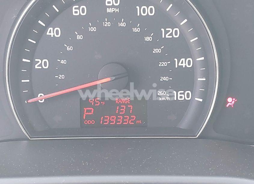 Photo 15 of 2015 Kia Sorento LX (VIN 5XYKT4A61FG575897)