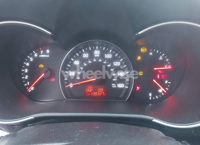 Photo 7 of 2015 Kia Sorento LX (VIN 5XYKT4A61FG577018)