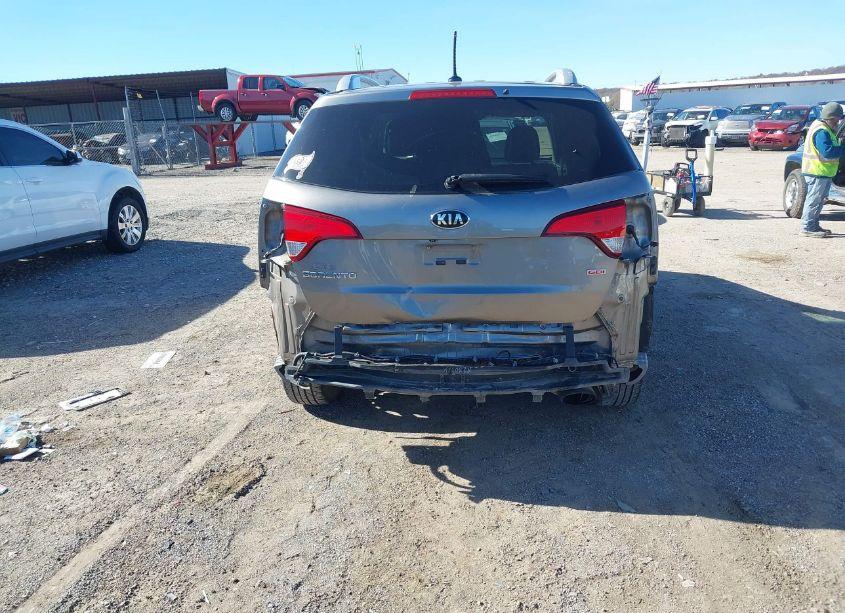 Photo 17 of 2015 Kia Sorento LX (VIN 5XYKT4A61FG657662)