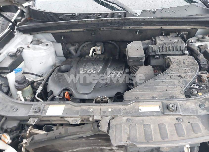 Photo 10 of 2012 Kia Sorento LX (VIN 5XYKT4A62CG228252)