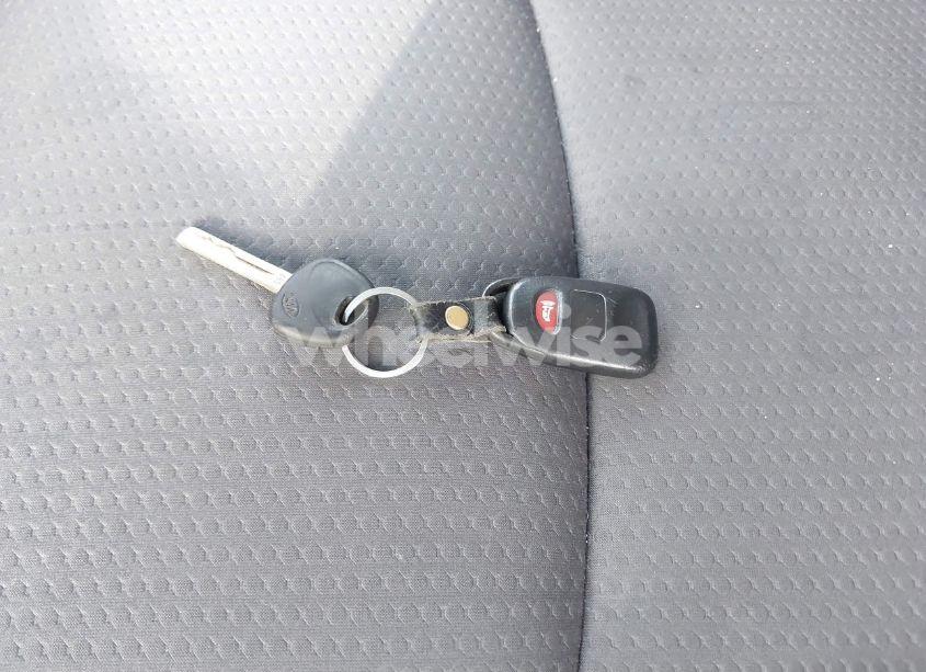 Photo 11 of 2012 Kia Sorento LX (VIN 5XYKT4A62CG237467)