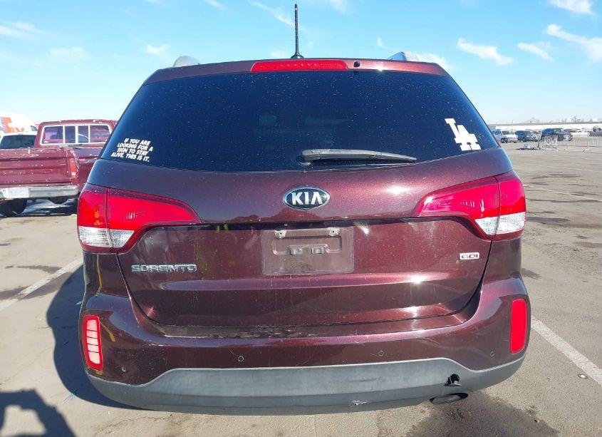 Photo 16 of 2015 Kia Sorento LX (VIN 5XYKT4A62FG622340)