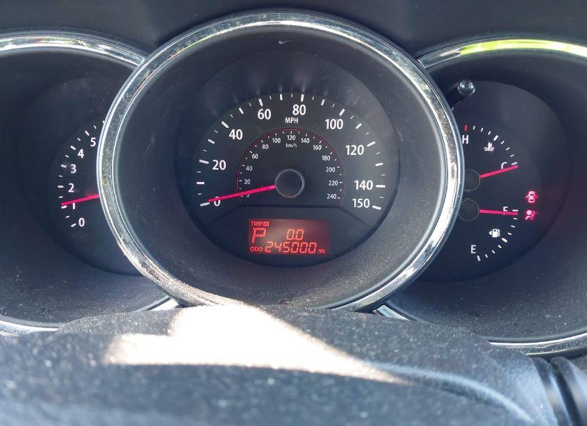 Photo 7 of 2013 Kia Sorento LX (VIN 5XYKT4A63DG326482)