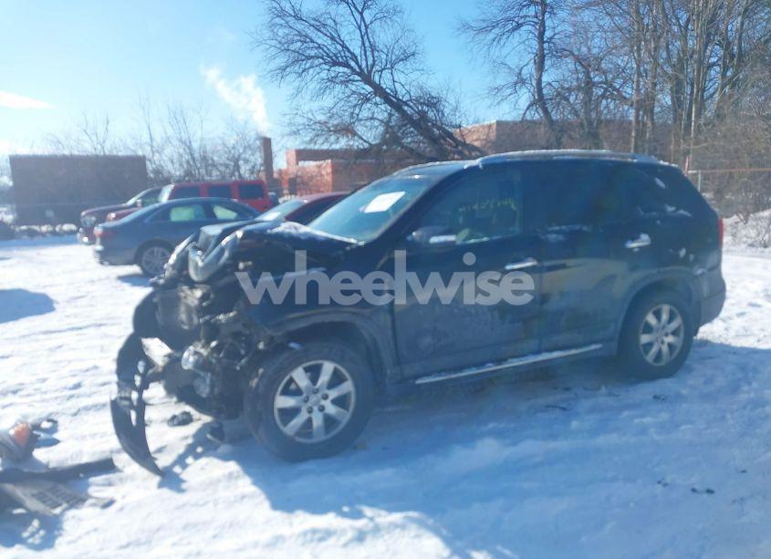 Photo 15 of 2013 Kia Sorento LX (VIN 5XYKT4A63DG351866)