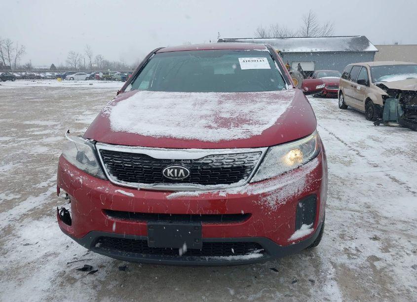 Photo 12 of 2014 Kia Sorento LX (VIN 5XYKT4A63EG427331)