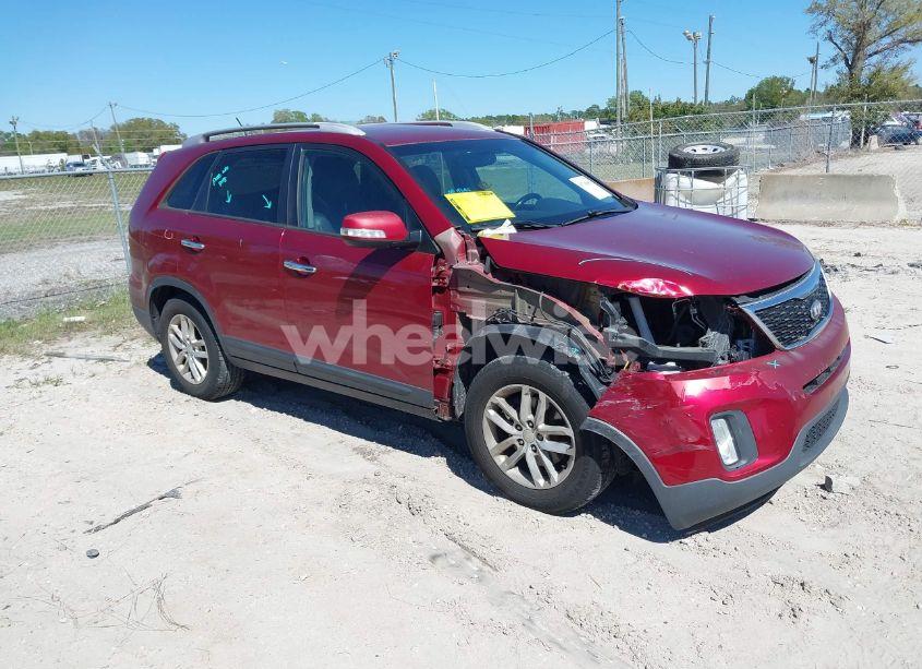 2014 Kia Sorento LX (VIN 5XYKT4A63EG505025) main photo