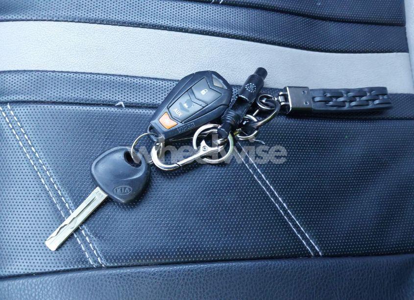 Photo 11 of 2012 Kia Sorento LX (VIN 5XYKT4A64CG197876)