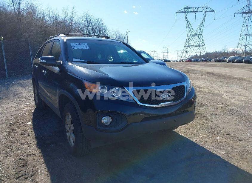 Photo 6 of 2012 Kia Sorento LX (VIN 5XYKT4A64CG197876)