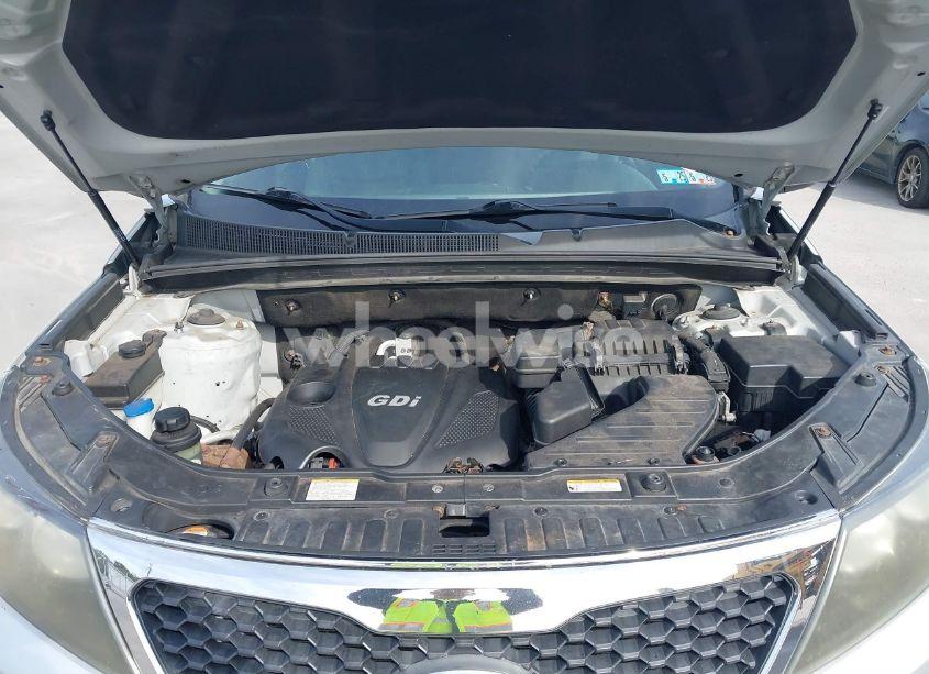 Photo 10 of 2012 Kia Sorento LX (VIN 5XYKT4A64CG205216)