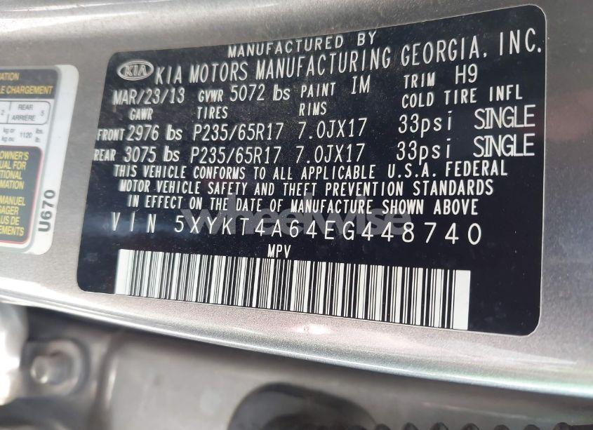 Photo 9 of 2014 Kia Sorento LX (VIN 5XYKT4A64EG448740)